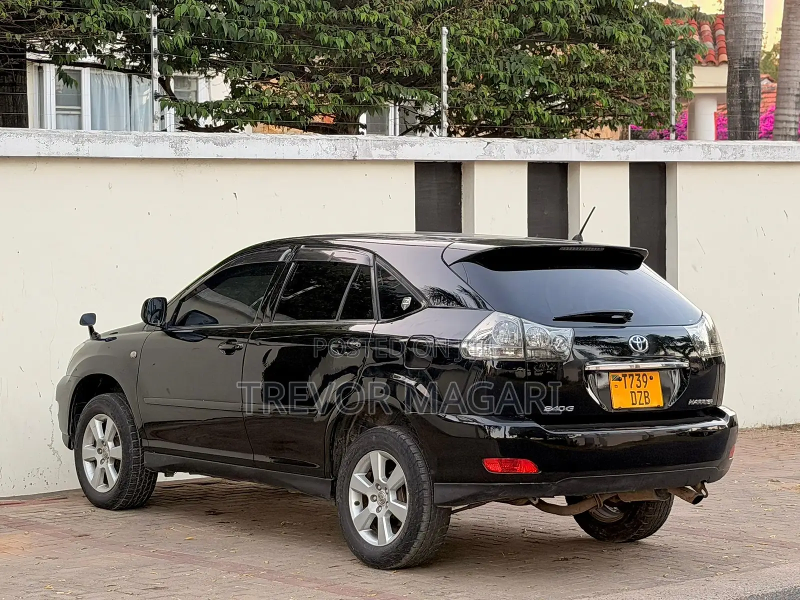 Toyota Harrier 2006 Black