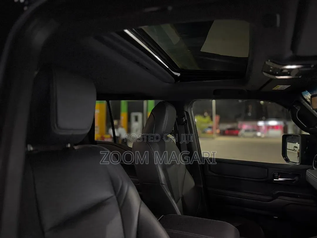 Toyota Land Cruiser Prado 2024 Black
