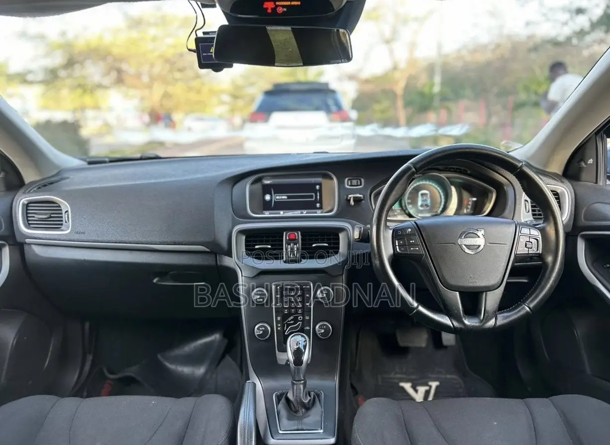 Volvo V40 2014 Blue
