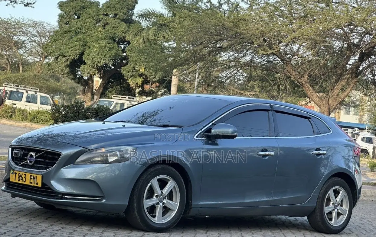 Volvo V40 2014 Blue