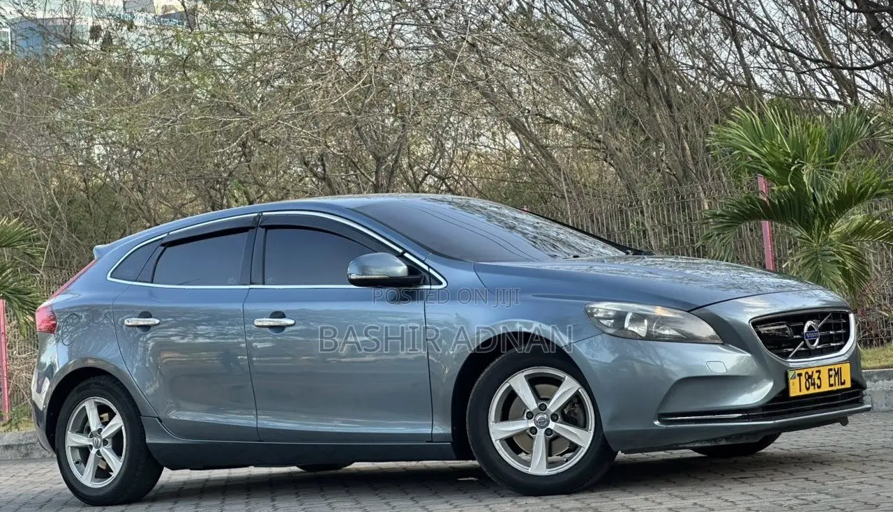 Volvo V40 2014 Blue