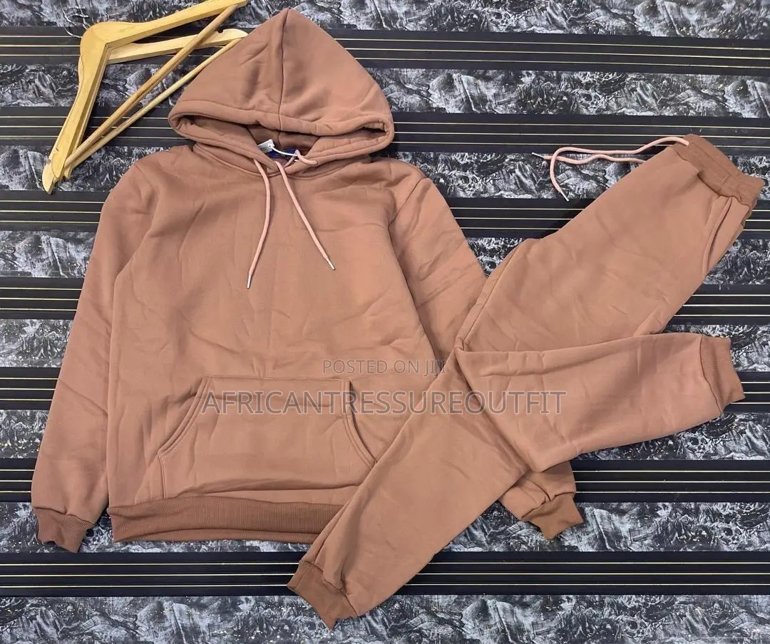 Fleece Tracksuit Pullover Hoodie With Matching Drawsting Sweatpants