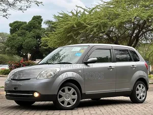 Mazda Verisa 2011 Gray