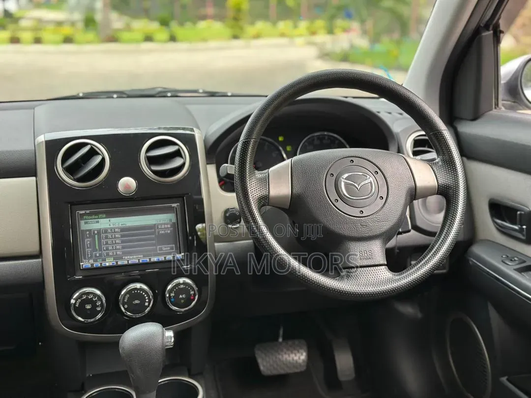 Mazda Verisa 2011 Gray
