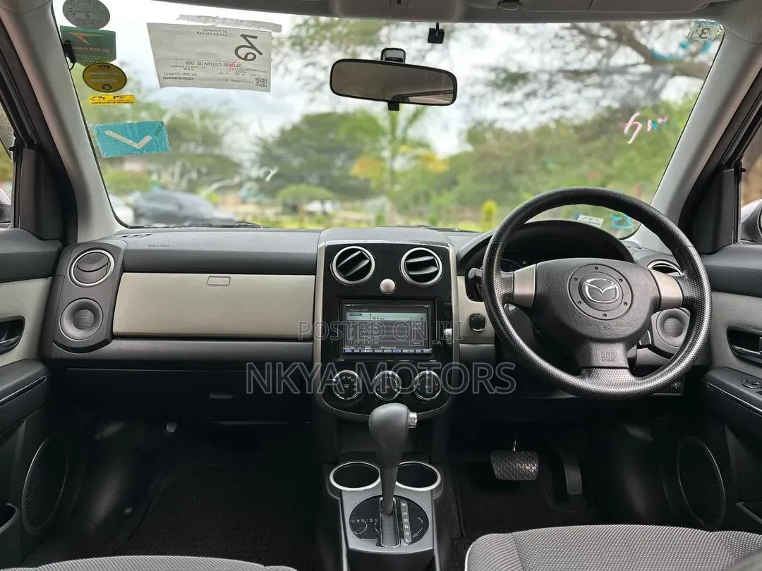 Mazda Verisa 2011 Gray
