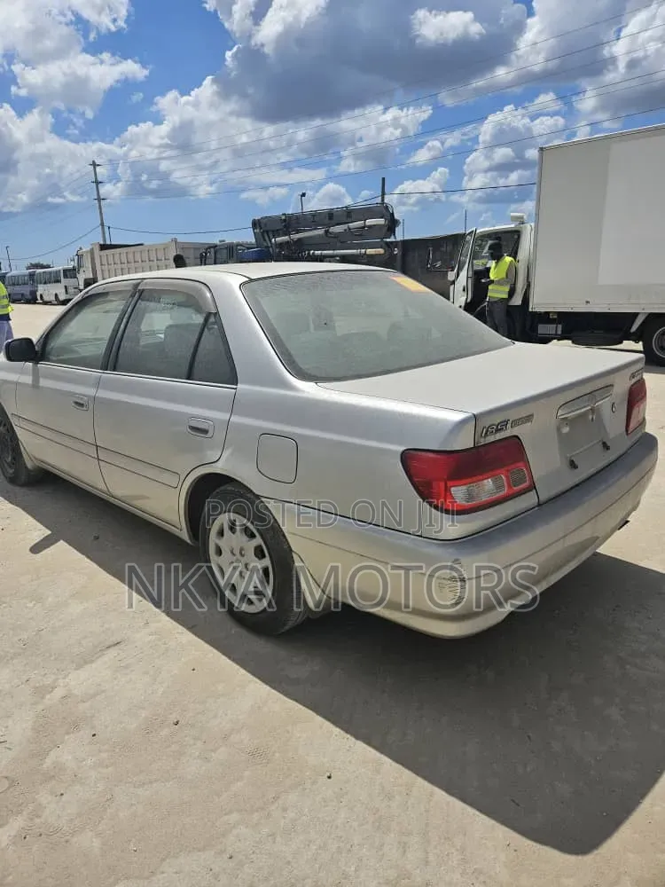Toyota Carina 2001 Silver