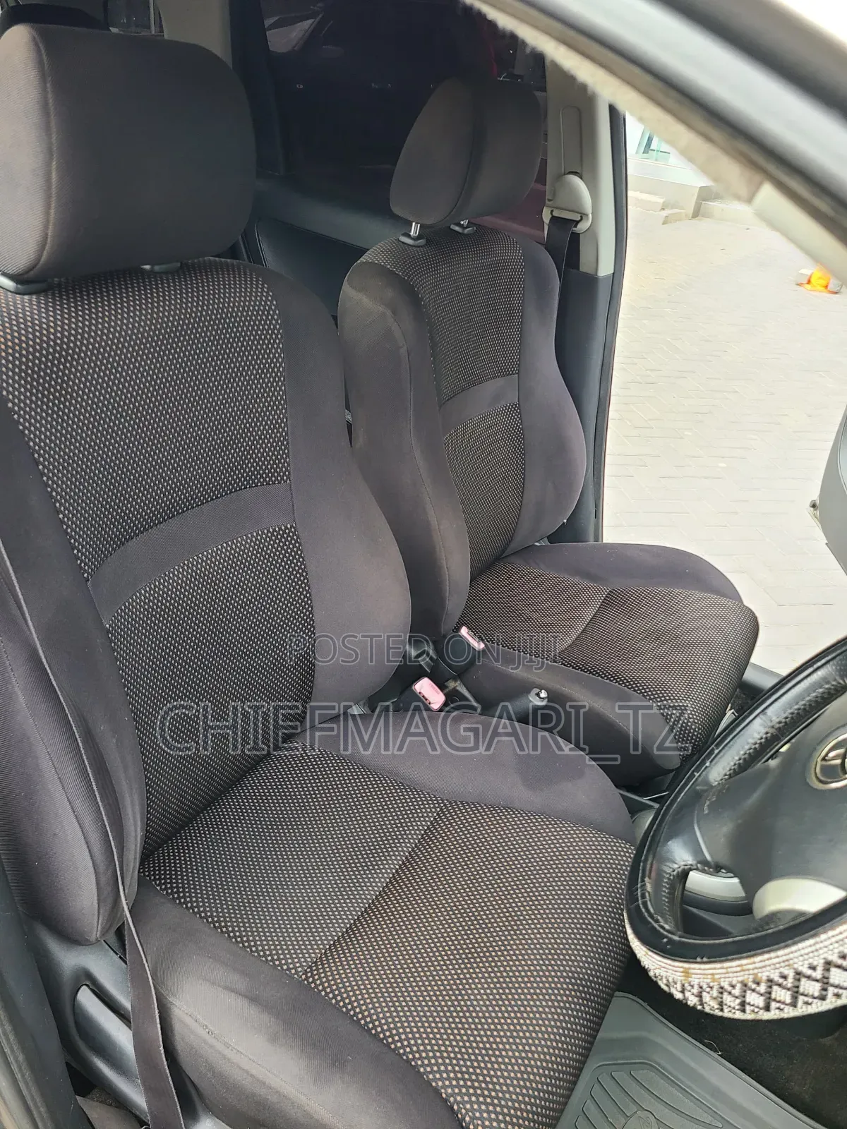 Toyota IST 2005 Gray