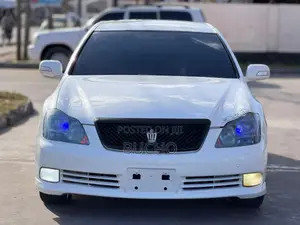 Toyota Crown 2006 White