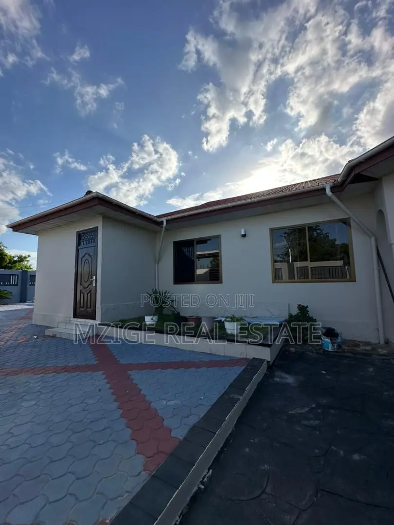 5bdrm House in Nyumba Ya Kisasa Ya for sale