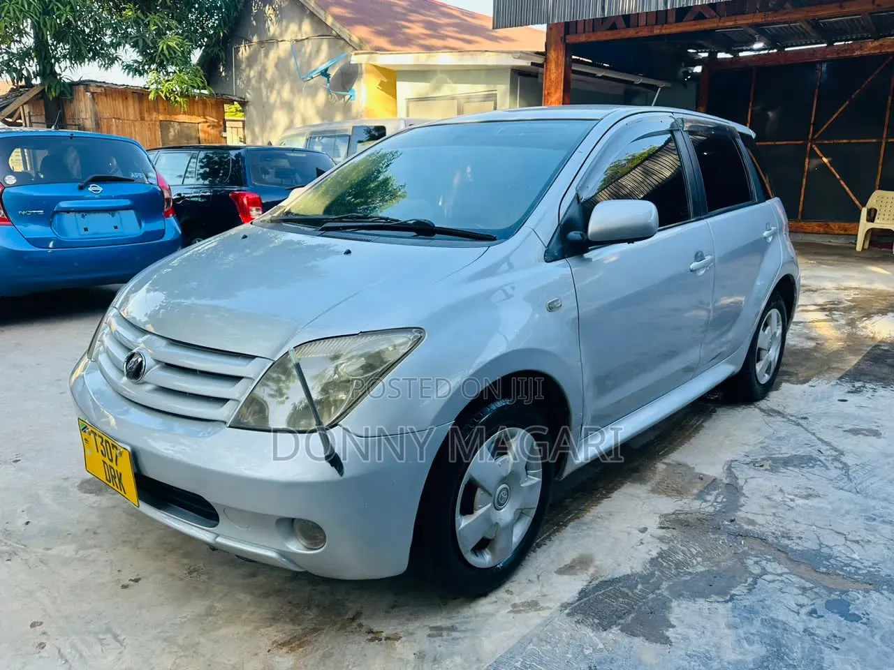Toyota IST 2006 Silver