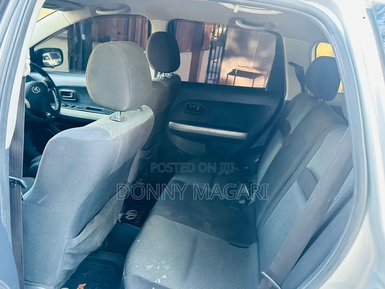 Toyota IST 2006 Silver