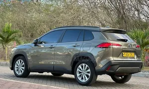 Toyota Corolla Cross 2025 Gray