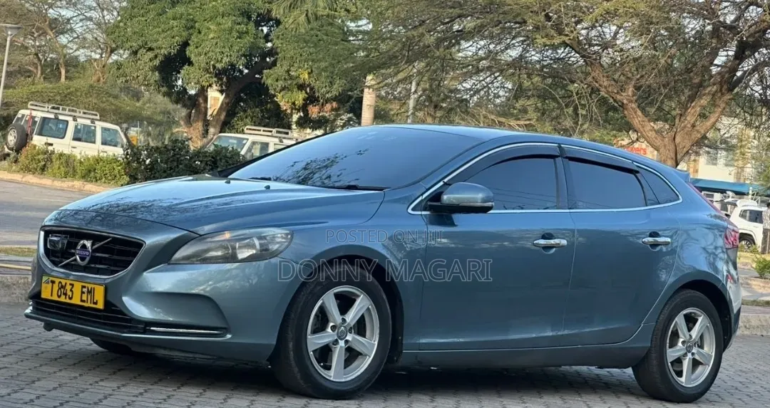 Volvo V40 2014 Blue