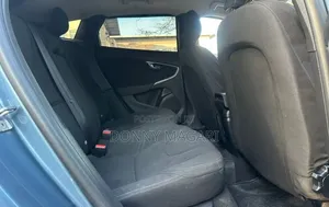 Volvo V40 2014 Blue
