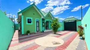 3bdrm House in Kwa Miongo Street, Mbagala for sale