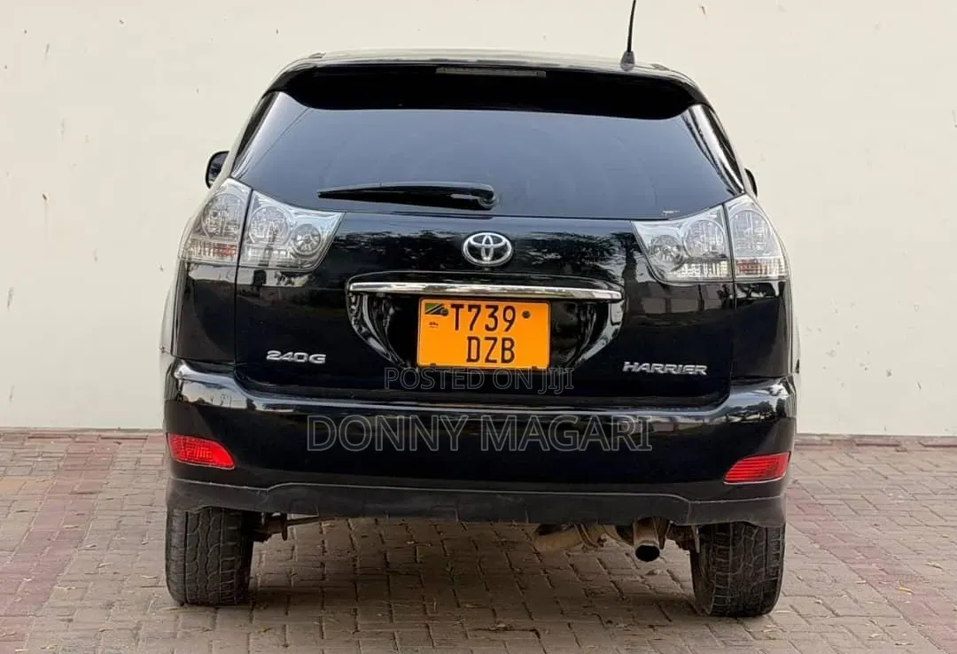 Toyota Harrier 2006 Black
