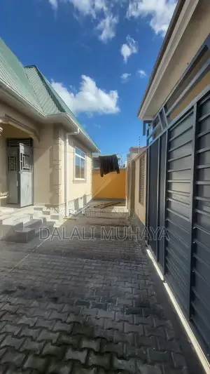 3bdrm House in Mkononi Street, Mbagala for sale