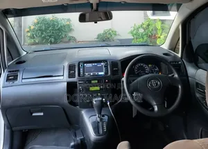 Toyota Corolla Spacio 2004 Silver