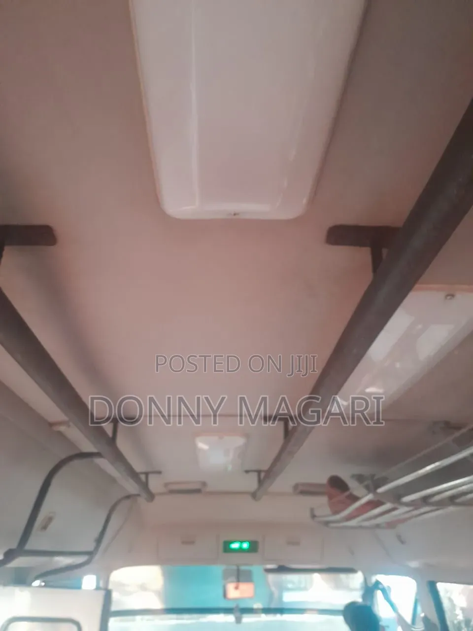 Mitsubishi Fuso Rosa 2004 White