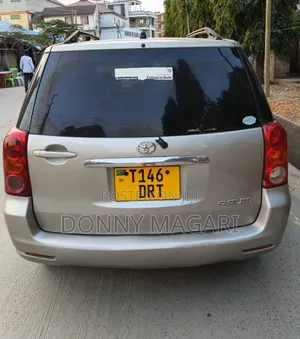 Toyota Raum 2004 Silver