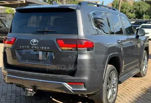 Toyota Land Cruiser 2025 Gray