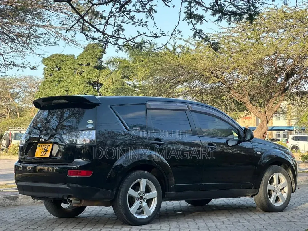 Mitsubishi Outlander 2008 Black