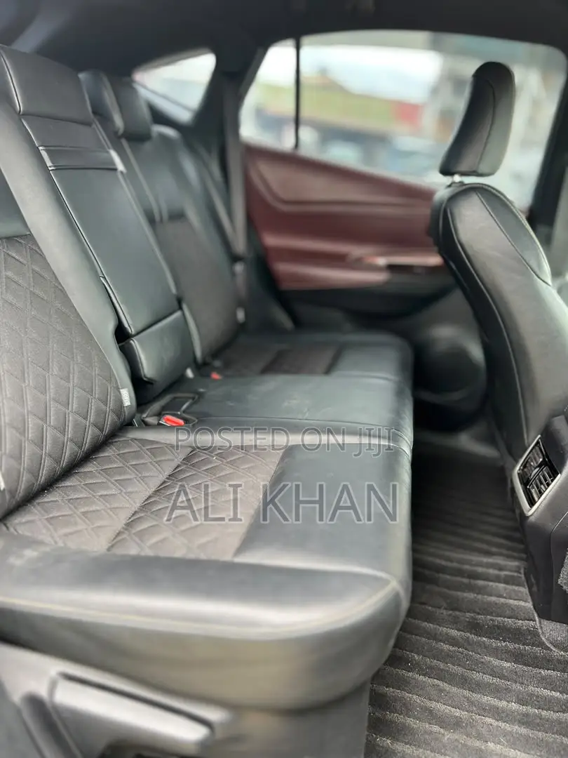 Toyota Harrier 2.0 4WD 2015 Blue