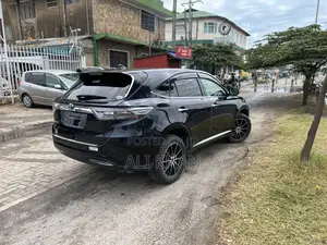 Toyota Harrier 2.0 4WD 2015 Blue