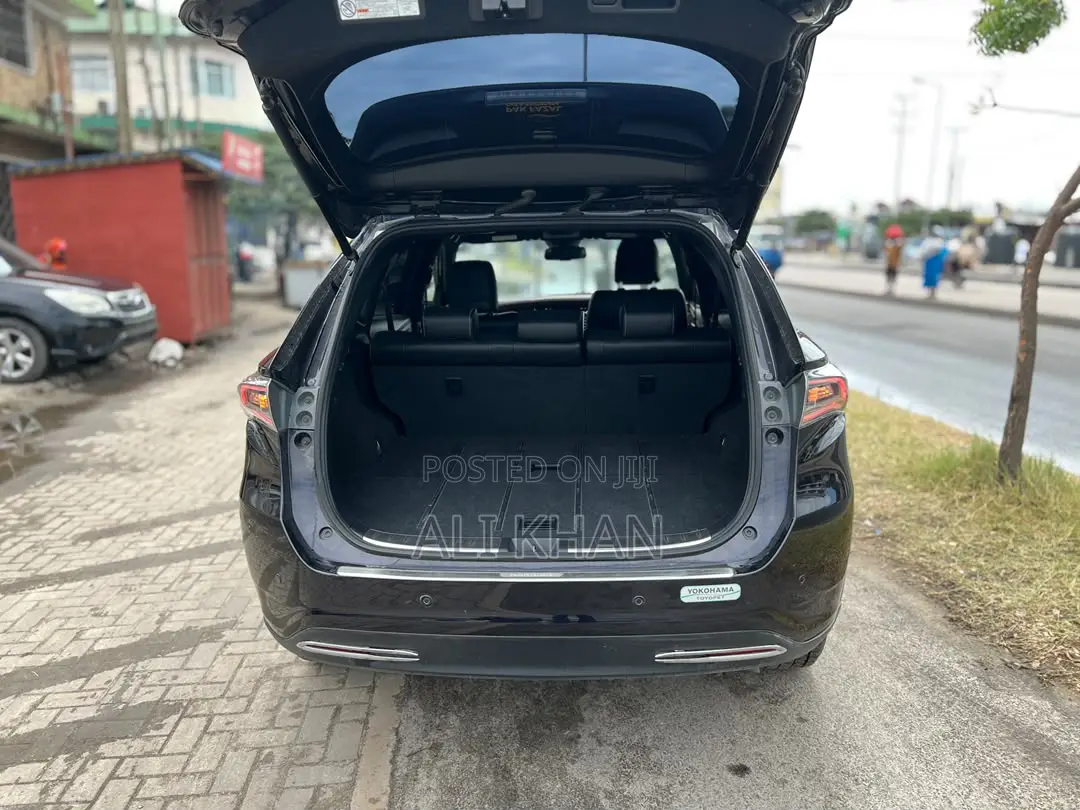 Toyota Harrier 2.0 4WD 2015 Blue