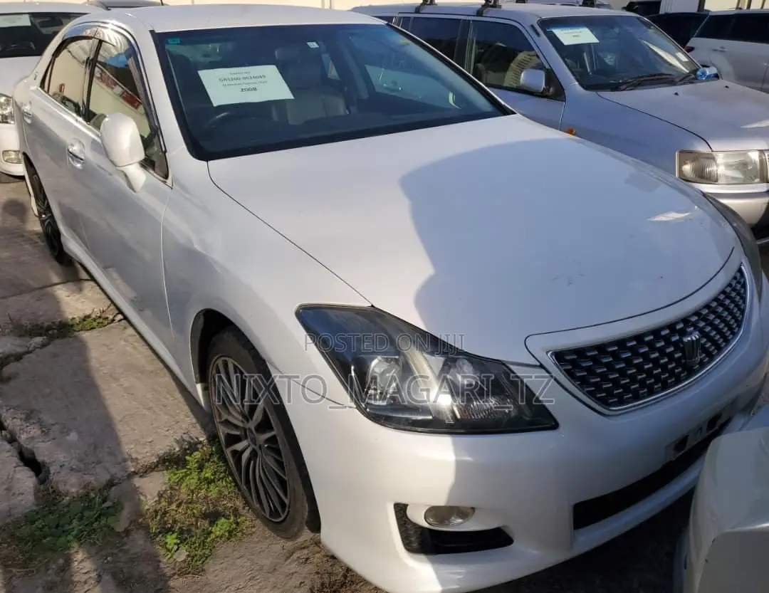 Toyota Crown 2008 Off white