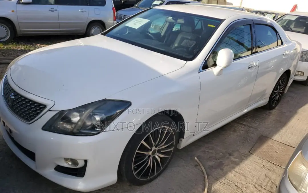 Toyota Crown 2008 Off white