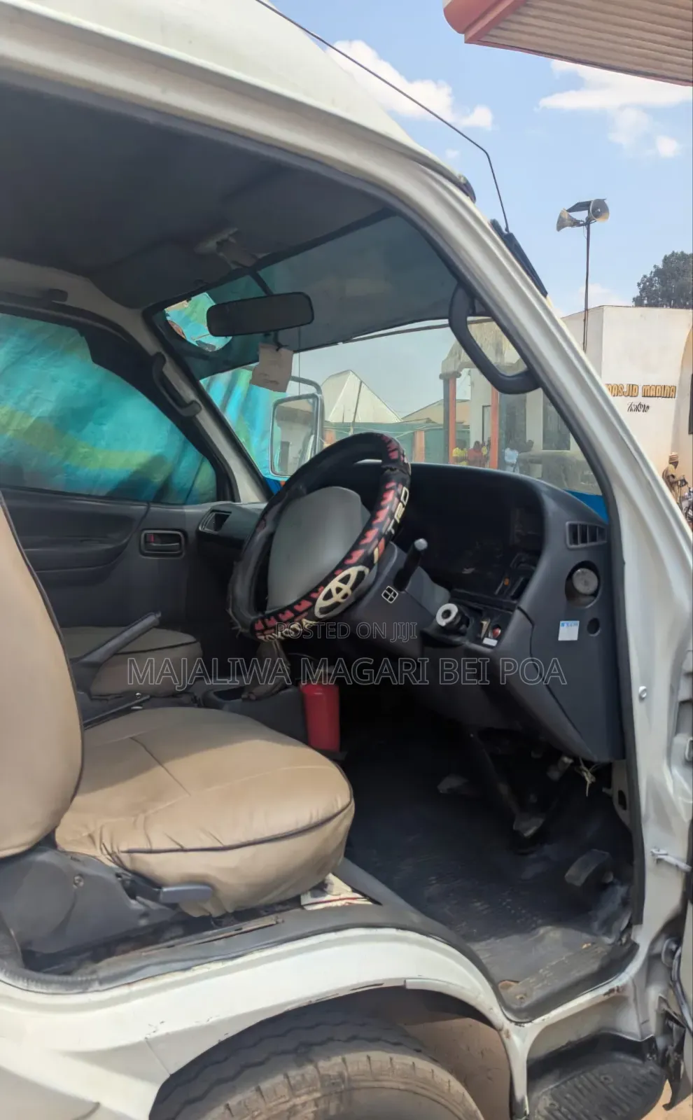Toyota HiAce 2008 Beige