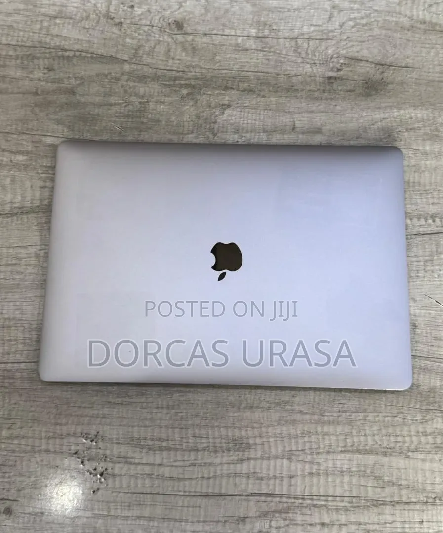 Laptop Apple MacBook Pro 2017 8GB Intel Core i7 SSD 512GB