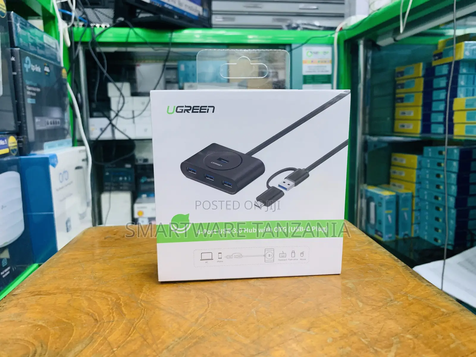 UGREEN 4-Port USB 3.0 Hub, OTG USB-C Plug, 5Gbps Data Transfer Speed