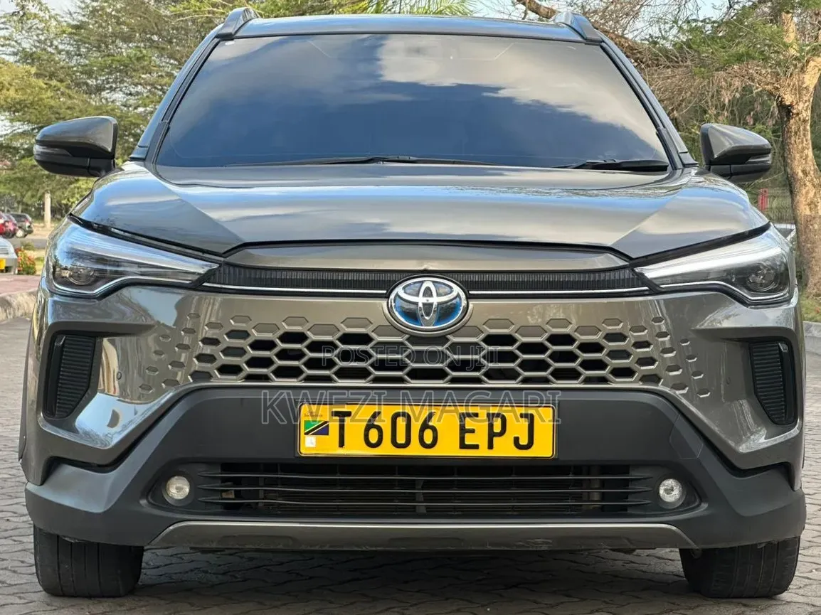 Toyota Corolla Cross 2025 Gray