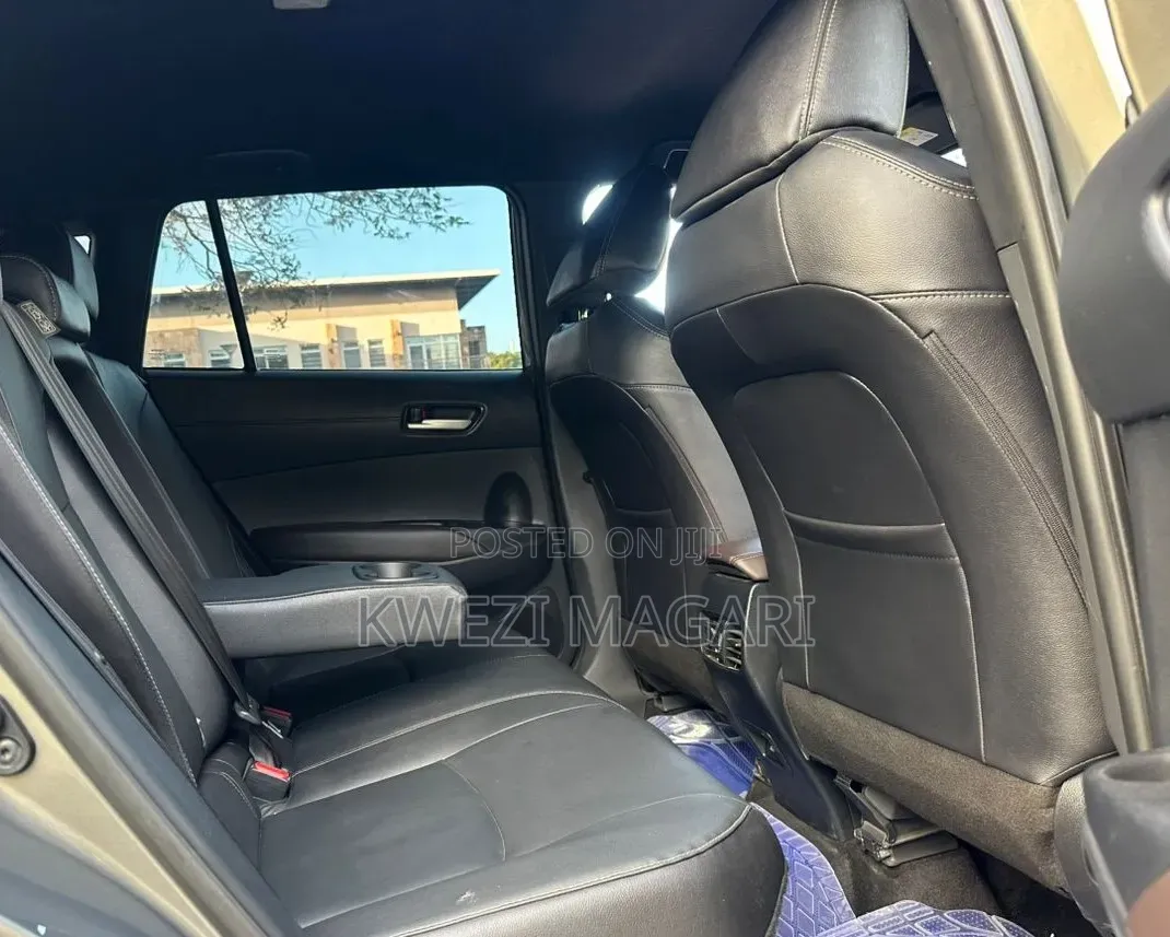 Toyota Corolla Cross 2025 Gray