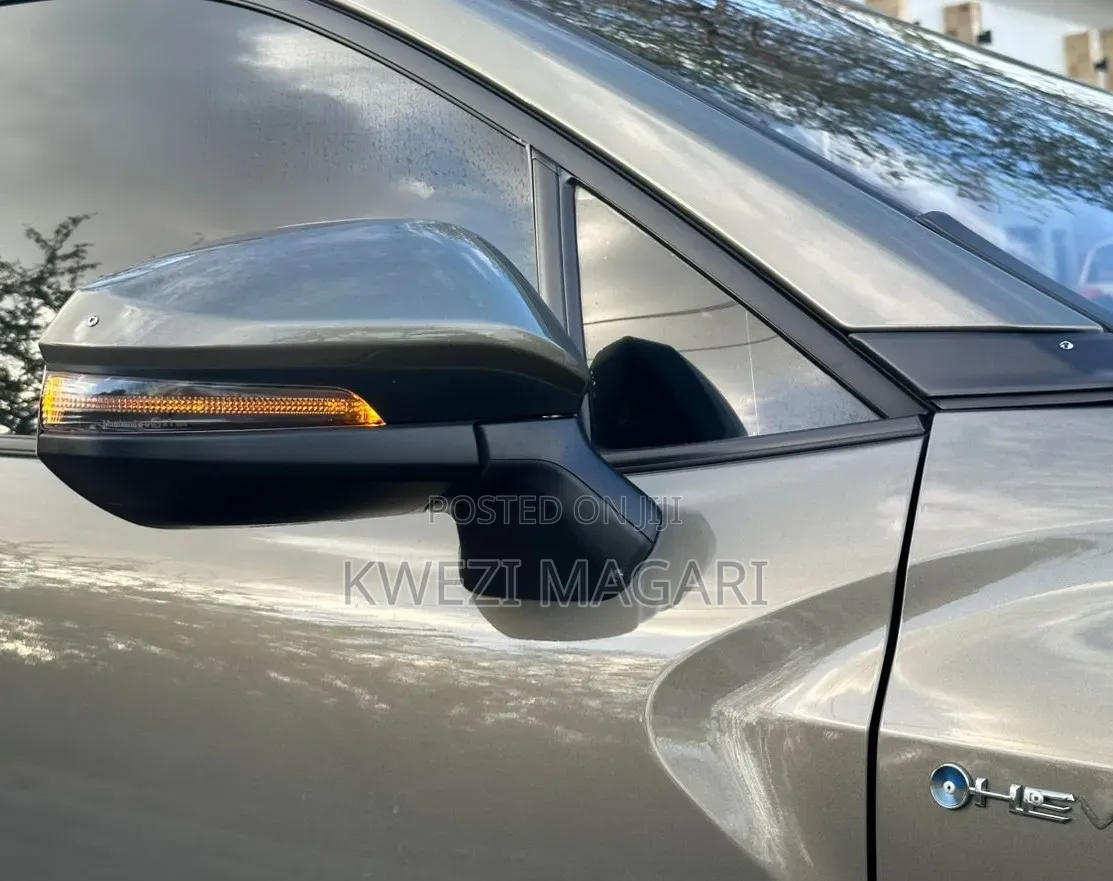 Toyota Corolla Cross 2025 Gray