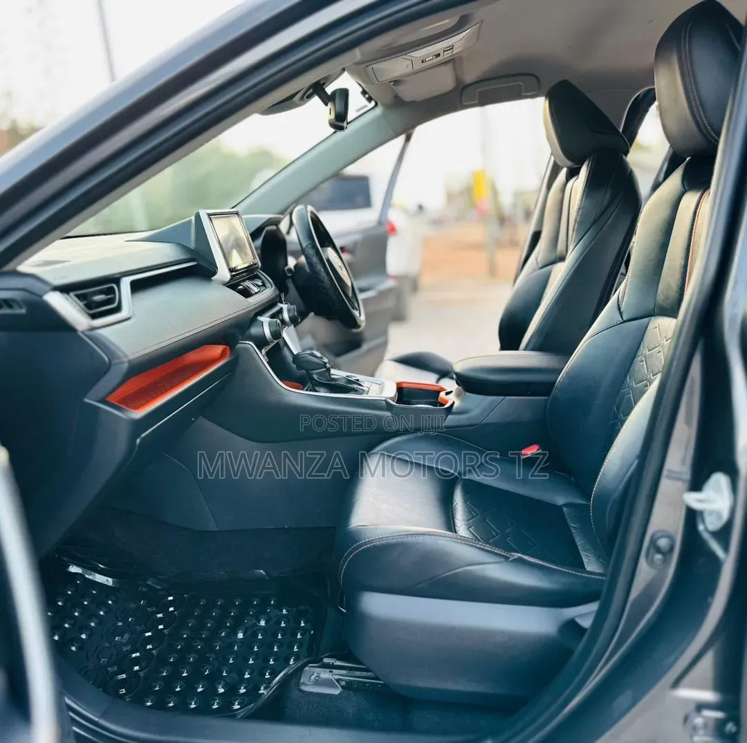 Toyota RAV4 2019 Black