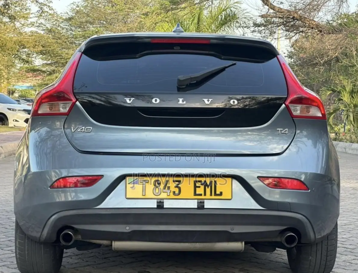 Volvo V40 2014 Gray
