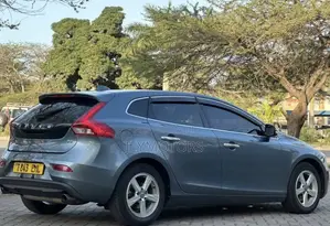 Volvo V40 2014 Gray