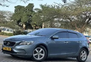 Volvo V40 2014 Gray