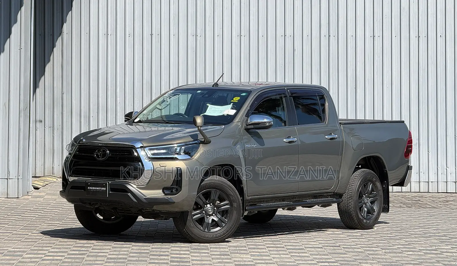 Toyota Hilux 2021 Gray