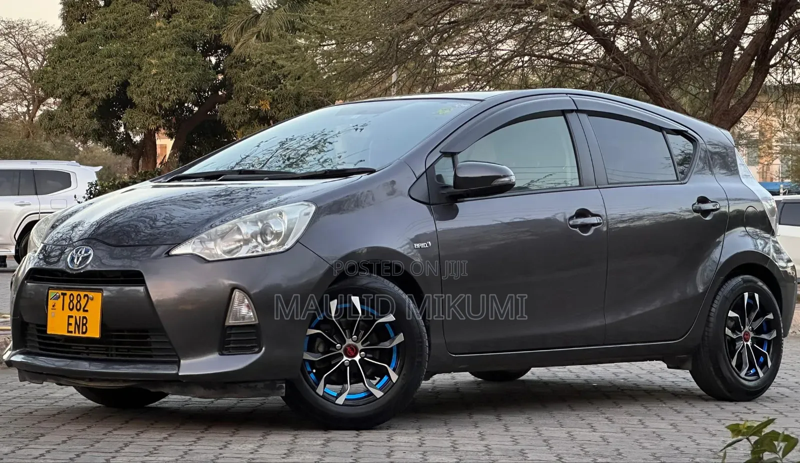 Toyota Aqua 2012 Gray