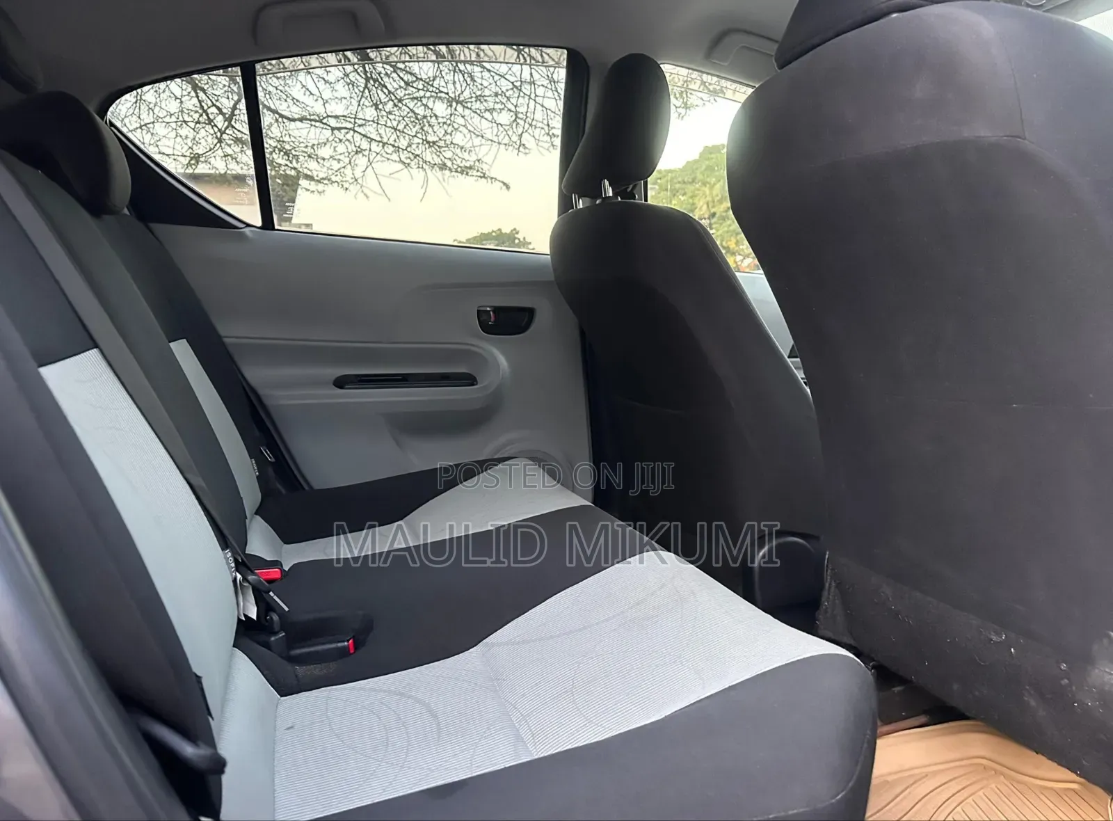 Toyota Aqua 2012 Gray