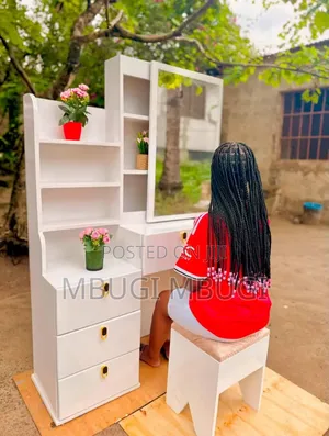 Dressing Table Na Kiti