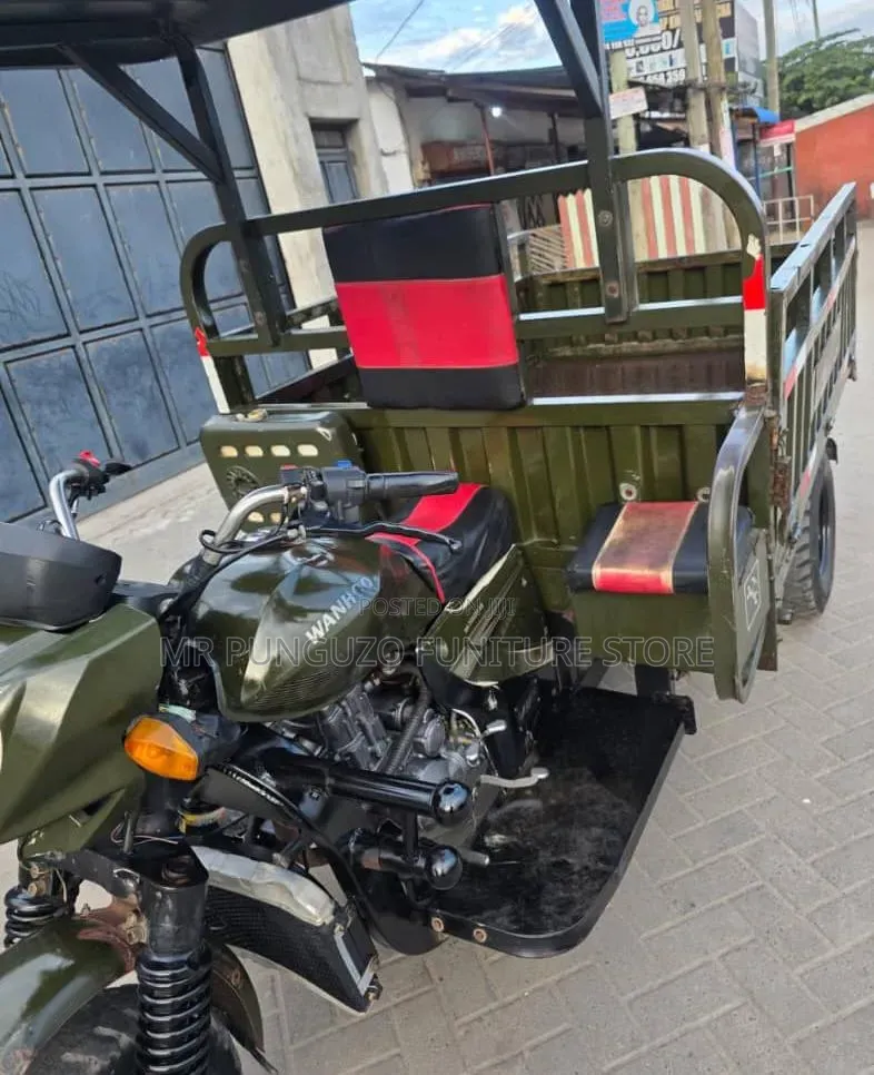 Motorcycle 2021 Green