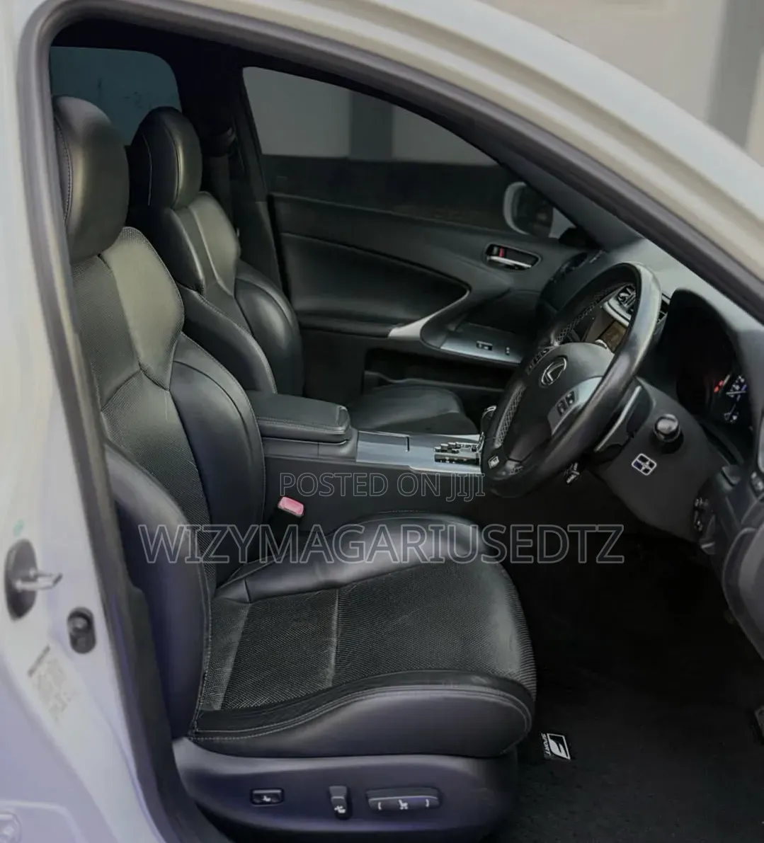 Lexus IS 2011 Off white