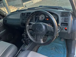 Toyota RAV4 Automatic 2000 Silver