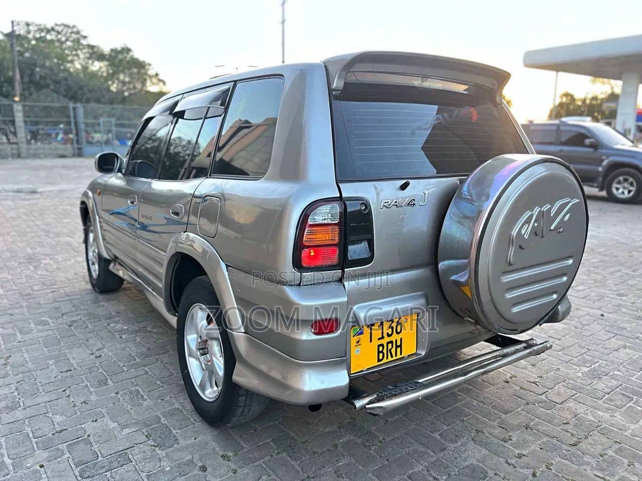 Toyota RAV4 Automatic 2000 Silver