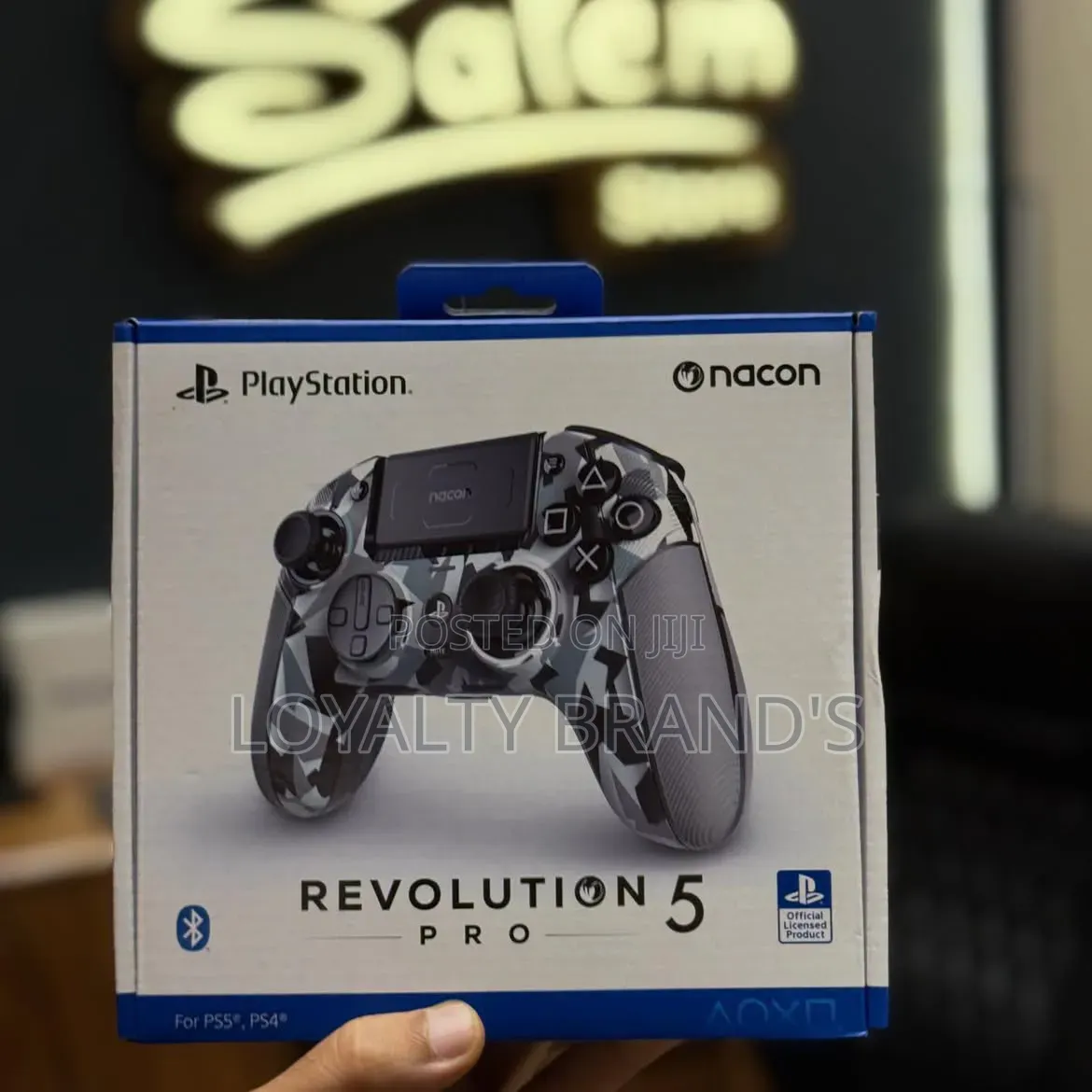 Nacon Revolution 5 Pro Controller — Army Camo